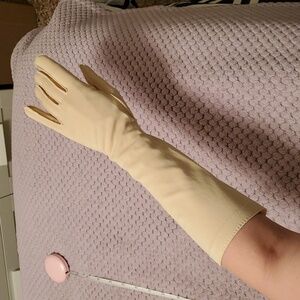 1940s Beige Cream Vintage Long Fabric Pinup Gloves Size Small, S, 7